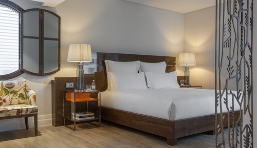 Suite Signature