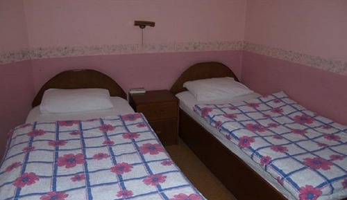 Habitación estándar con 1 cama doble o 2 individuales, 1 cama doble o 2 individuales