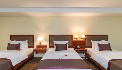 Family Suite, Connecting Rooms, Bathtub