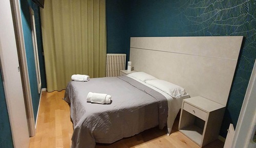 Habitación doble, baño privado, vistas a la colina