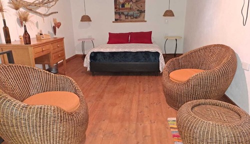 Habitación familiar, varias camas, vistas al jardín