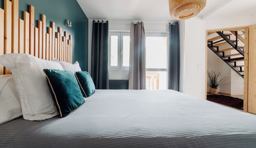 Habitación Confort doble, 1 cama de matrimonio grande, no fumadores (CHAMBRE 1 PONTHIOR)