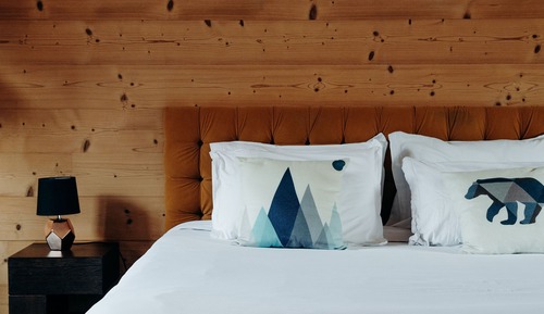 Habitación económica doble, 1 cama de matrimonio (CHAMBRE 2 DAHU)