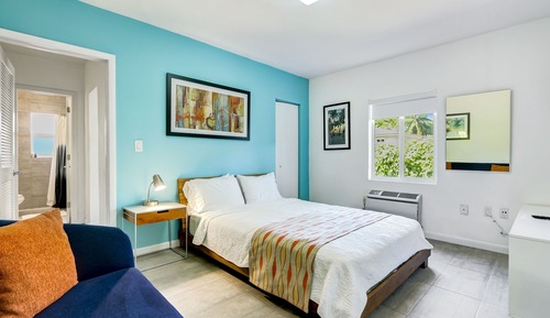 Estudio estándar, 1 cama de matrimonio, no fumadores (Corner)