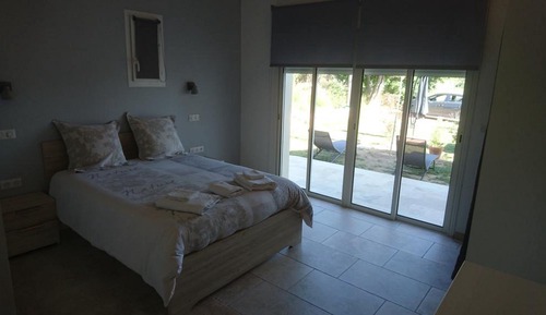 Habitación familiar, vistas al jardín