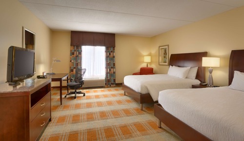 Deluxe Room, 2 Queens