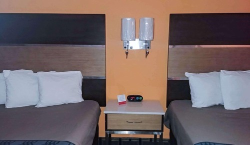Habitación estándar, 2 camas dobles, fumadores