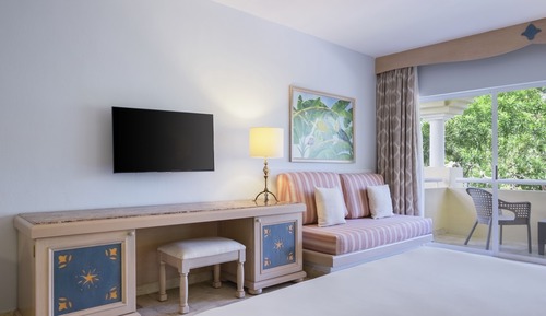 Habitación Premium, junto a la piscina