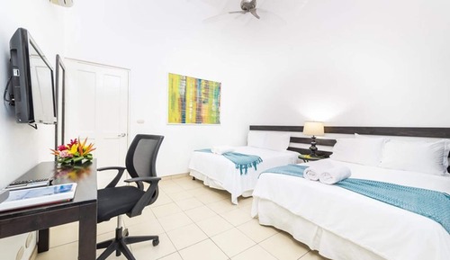 Habitación estándar doble, 2 camas de matrimonio