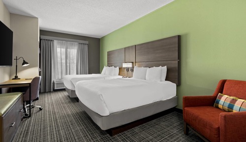 Suite, no fumadores (2 Queen Beds with Sofabed, Accessible)