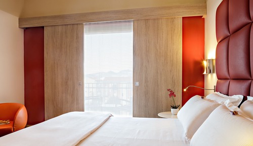 Habitación estándar con 1 cama doble o 2 individuales