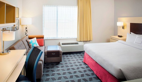 Estudio, 1 cama de matrimonio grande