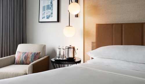 Habitación tradicional, 1 cama de matrimonio grande, vistas a la ciudad