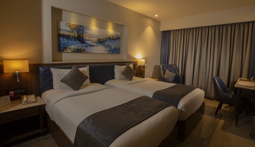 Habitación ejecutiva con 2 camas individuales, 2 camas individuales, frigorífico, vistas a la ciudad