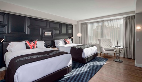 Habitación, 2 camas de matrimonio, no fumadores (Mobility Accessible, Tub)