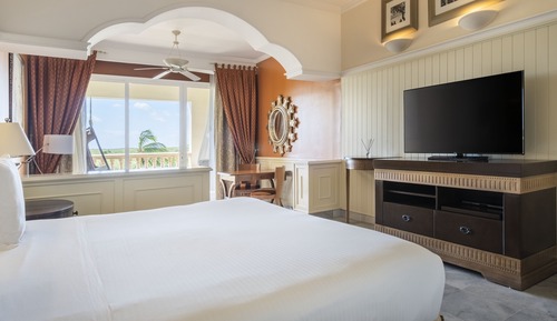 Suite, vistas a la piscina