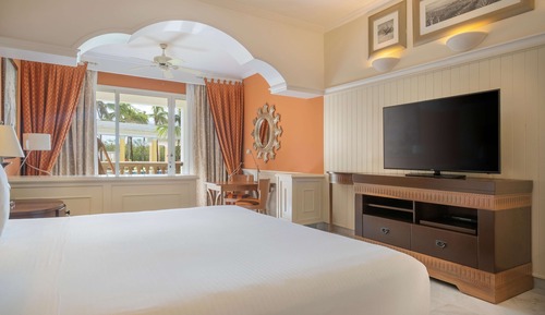 Suite, acceso a la piscina