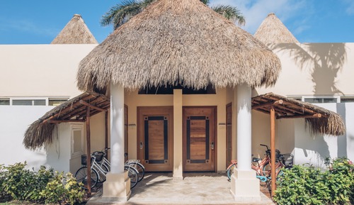 Villa romántica, piscina privada (Butler Service)