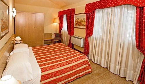 Habitación con 1 cama doble o 2 individuales