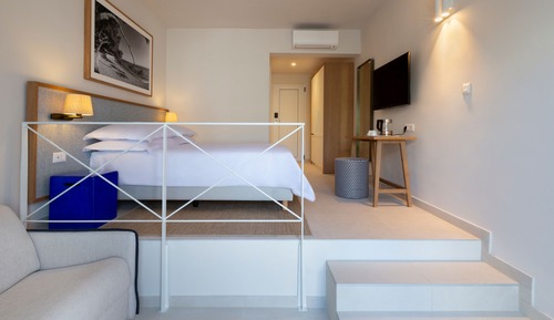 Habitación doble superior, balcón, vistas al parque