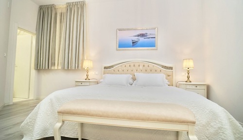 Double room with a balcony