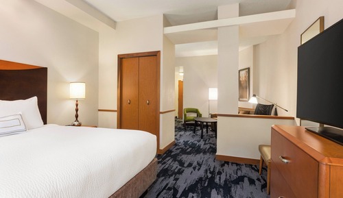 Estudio, 1 cama de matrimonio grande con sofá cama