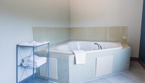 Suite, 1 cama de matrimonio grande, bañera de hidromasaje