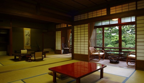 Suite tradicional, vistas al jardín (Matsu)