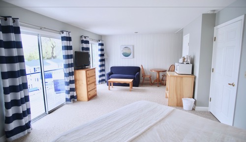 Guest Room, 1 Queen Bed, Balcony