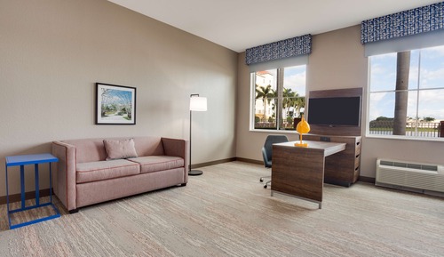 Suite estudio, 2 camas de matrimonio, no fumadores