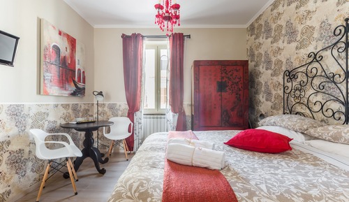 Habitación triple Club, no fumadores, baño privado (2)