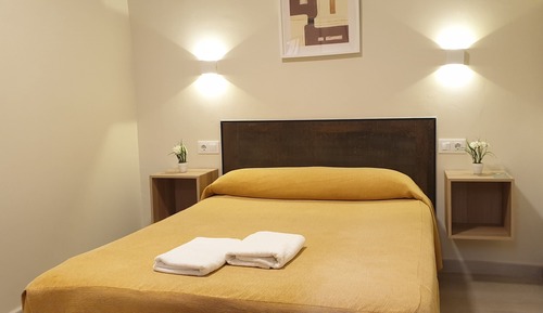 Habitación doble, 1 cama doble, baño compartido