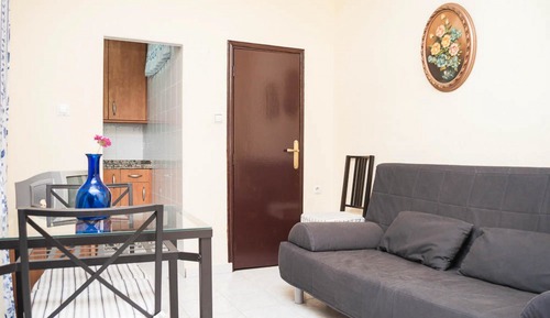 Habitación superior, 1 habitación, cocina básica, en una planta alta (for 4 people)