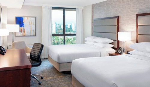 Habitación, 2 camas de matrimonio, vistas a la ciudad