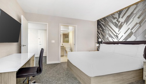 Suite, 2 habitaciones, accesible para personas con discapacidad, cocina (Hearing, Corner Suite)