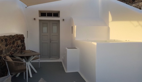 Habitación superior (Cave, Outdoor Hot Tub)