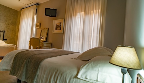 Habitación con 1 cama doble o 2 individuales