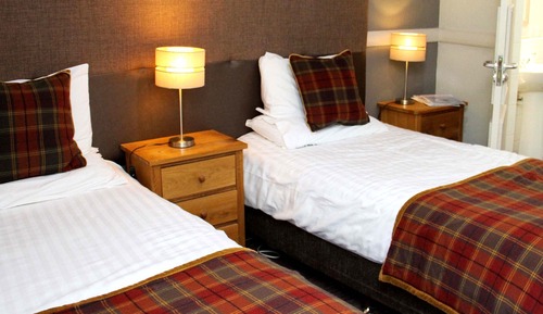 Habitación con 2 camas individuales