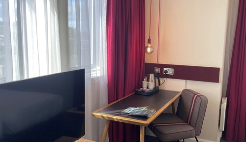 Habitación con 2 camas individuales