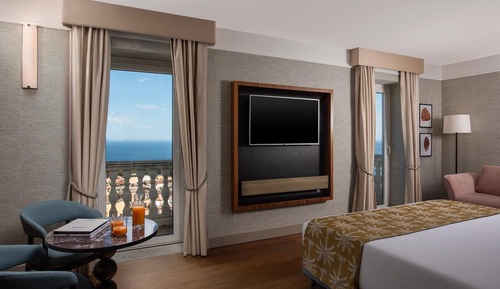 Habitación Premium (View, Extra Bed 2 adults + 1 child)
