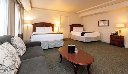 Habitación estándar, 2 camas dobles (Traditional Twins)