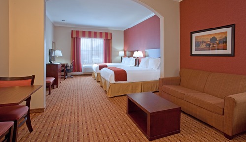 Suite, 1 cama de matrimonio grande (Comms Accessible. Roll-In Shower)