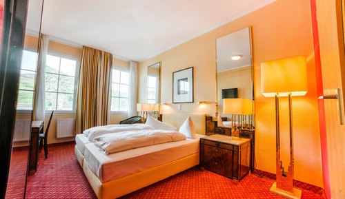 Habitación doble, vistas al río