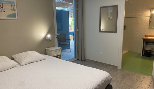 Habitación Confort doble, ducha adaptada