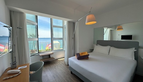 Habitación junior doble, terraza, vistas al mar