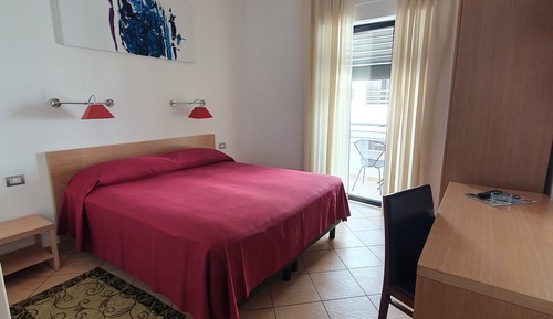 Habitación Confort doble, balcón