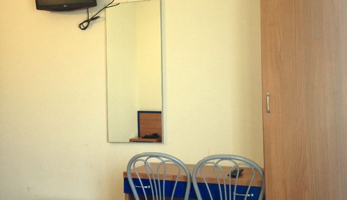 Habitación estándar con 2 camas individuales, 1 cama individual