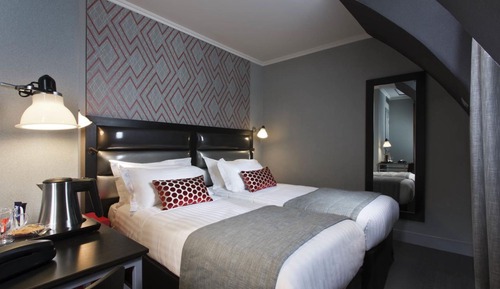 Habitación con 2 camas individuales