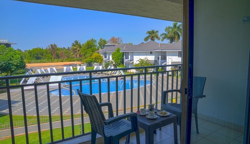 Habitación Deluxe, vistas a la piscina