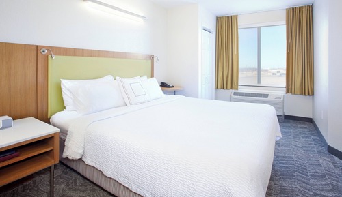 Suite, 1 cama de matrimonio grande con sofá cama (Mobility/Hearing Accessible, Tub)